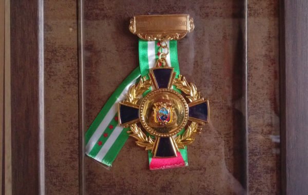 Condecoración Eloy Alfaro Delgado “Mérito Cívico al Heroísmo”
